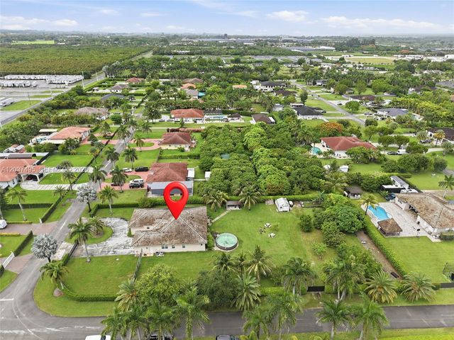 16933 SW 215th Ter, Miami, FL 33187