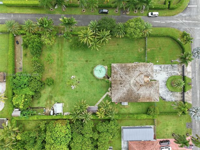 16933 SW 215th Ter, Miami, FL 33187