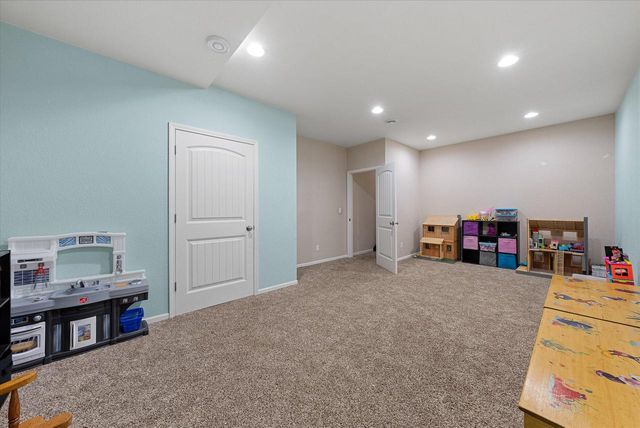 1457 Red Oak DRIVE, Hartford, WI 53027