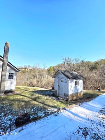 6793 Robinette Valley Road, Duffield, VA 24244