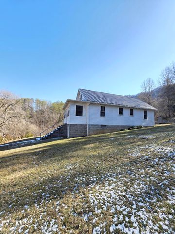 6793 Robinette Valley Road, Duffield, VA 24244