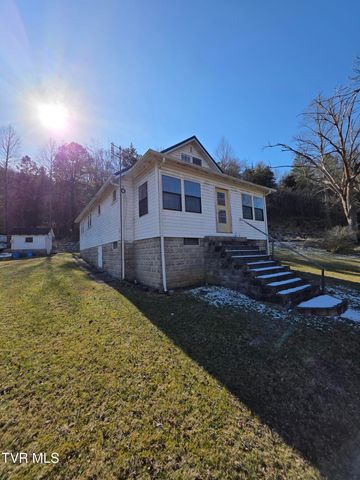 6793 Robinette Valley Road, Duffield, VA 24244