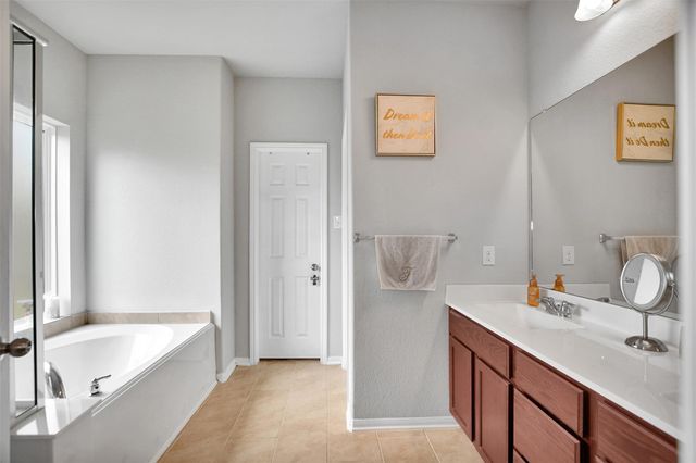 2631 Sunlit Meadow Trail, Fresno, TX 77545