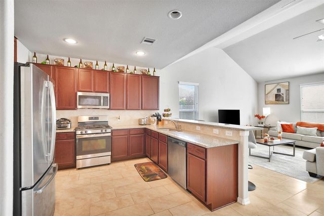 2631 Sunlit Meadow Trail, Fresno, TX 77545