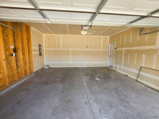 2203 Antelope Way, Pueblo, CO 81005