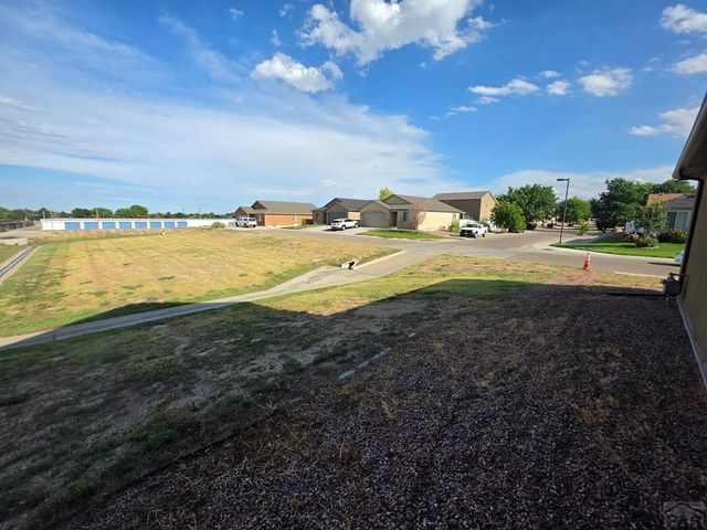 2203 Antelope Way, Pueblo, CO 81005