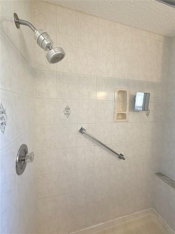 8753 SW 91ST STREET B, Ocala, FL 34481