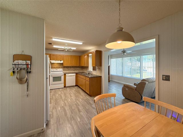 8753 SW 91ST STREET B, Ocala, FL 34481