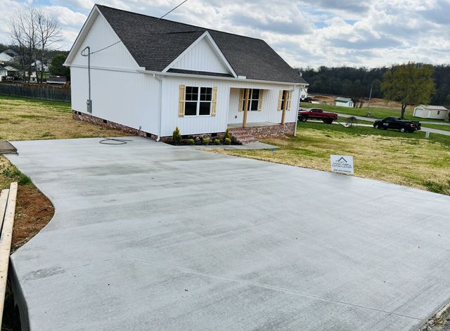 940 Miriah Dr, Mcminnville, TN 37110