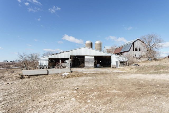 W6353 Abbott DRIVE, Random Lake, WI 53075