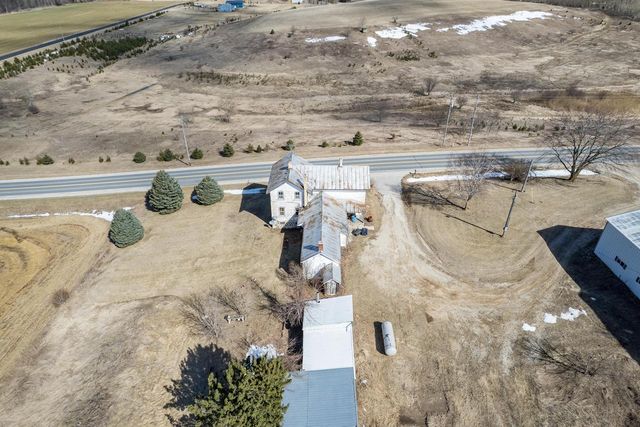 W6353 Abbott DRIVE, Random Lake, WI 53075