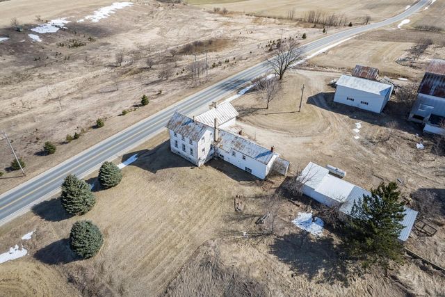 W6353 Abbott DRIVE, Random Lake, WI 53075