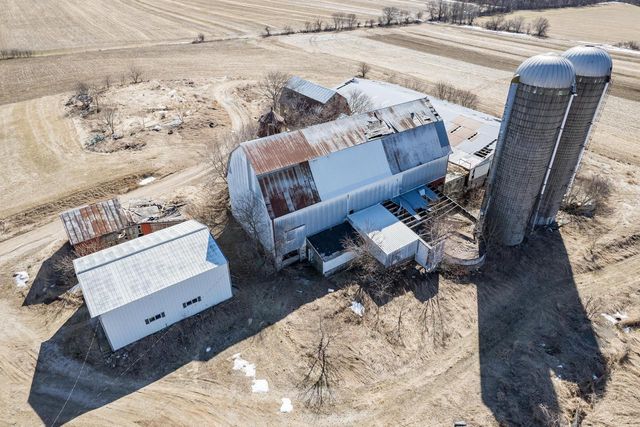 W6353 Abbott DRIVE, Random Lake, WI 53075
