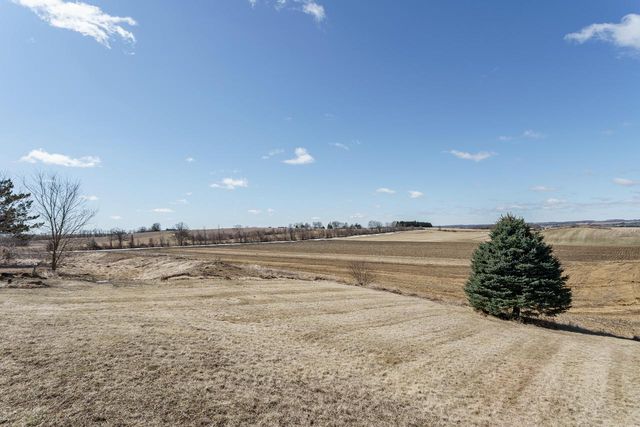W6353 Abbott DRIVE, Random Lake, WI 53075