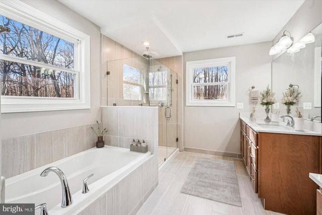 292 COLEBROOK RD, Fredericksburg, VA 22405