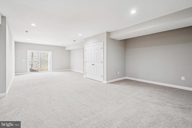 292 COLEBROOK RD, Fredericksburg, VA 22405