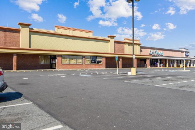 292 COLEBROOK RD, Fredericksburg, VA 22405