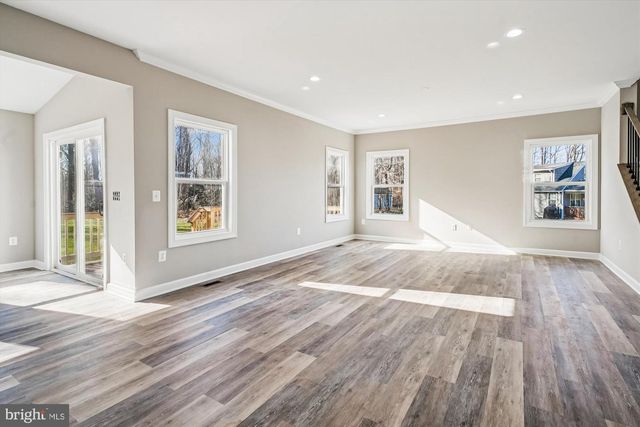 292 COLEBROOK RD, Fredericksburg, VA 22405