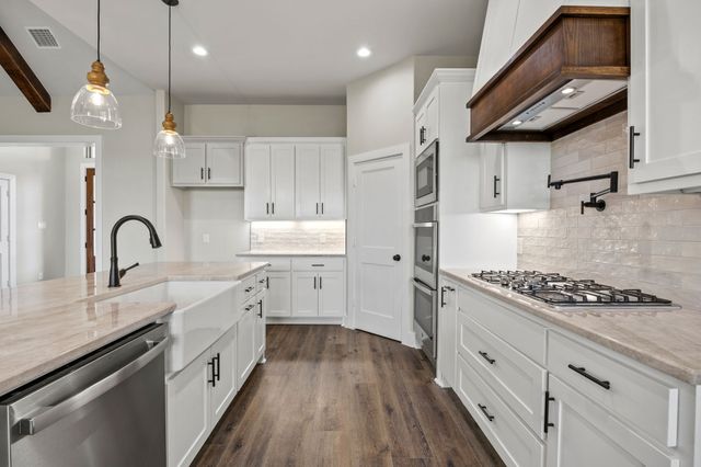 147 CR 207, Valley View, TX 76272