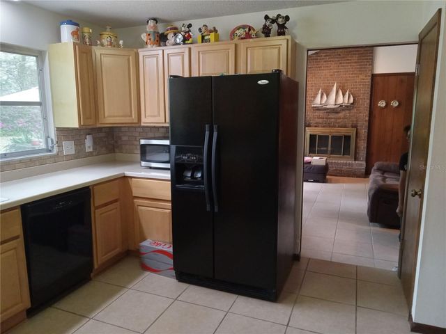 8136 NW 5TH COURT, Gainesville, FL 32607