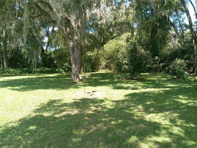 8136 NW 5TH COURT, Gainesville, FL 32607