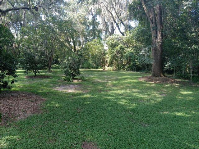 8136 NW 5TH COURT, Gainesville, FL 32607