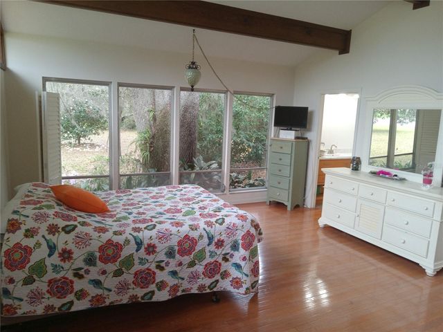 8136 NW 5TH COURT, Gainesville, FL 32607