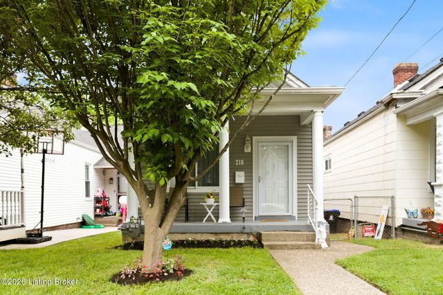 216 Saunders Ave, Louisville, KY 40206