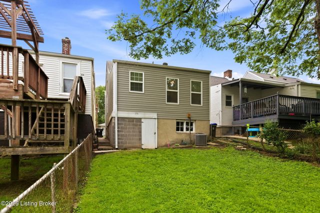 216 Saunders Ave, Louisville, KY 40206