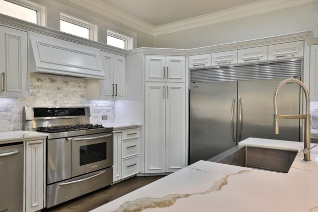 5004 Byers Avenue, Fort Worth, TX 76107