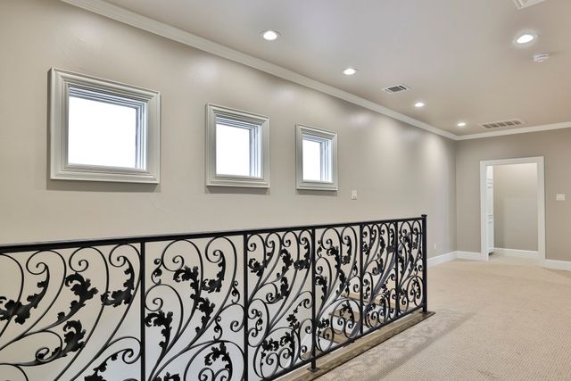 5004 Byers Avenue, Fort Worth, TX 76107