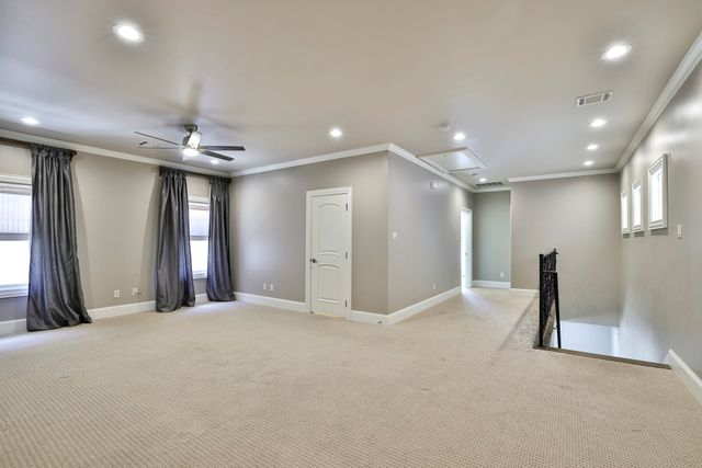 5004 Byers Avenue, Fort Worth, TX 76107