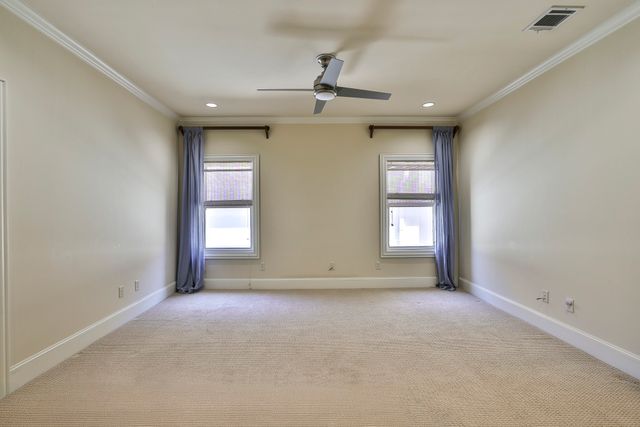 5004 Byers Avenue, Fort Worth, TX 76107