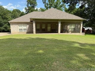 697 N Stagecoach Rd, Cabot, AR 72023