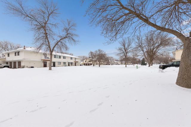 2538 Brookdale Lane, Brooklyn Park, MN 55444