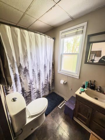 751 W 73rd Avenue, Merrillville, IN 46410