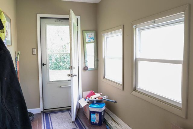 751 W 73rd Avenue, Merrillville, IN 46410
