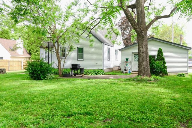 751 W 73rd Avenue, Merrillville, IN 46410