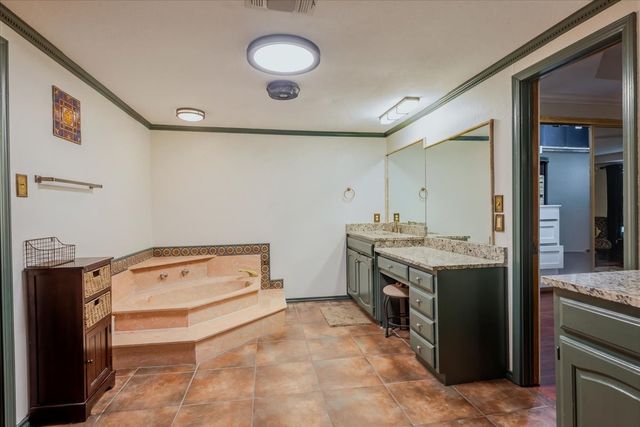 1459 Warrington Court, Fort Worth, TX 76112