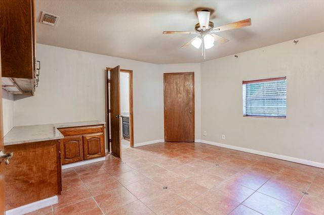 1459 Warrington Court, Fort Worth, TX 76112