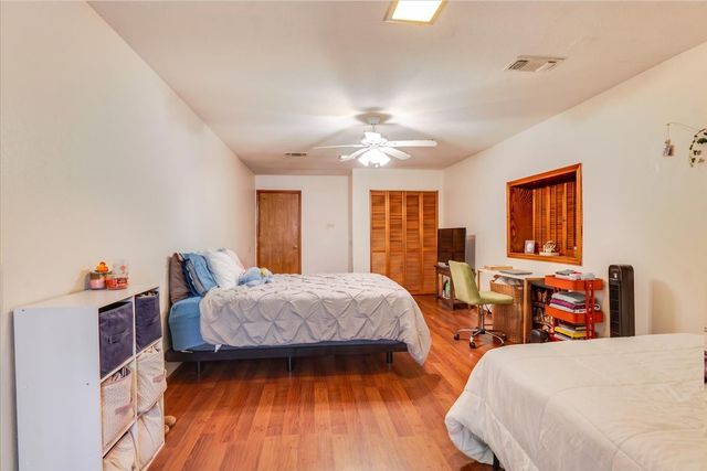 1459 Warrington Court, Fort Worth, TX 76112