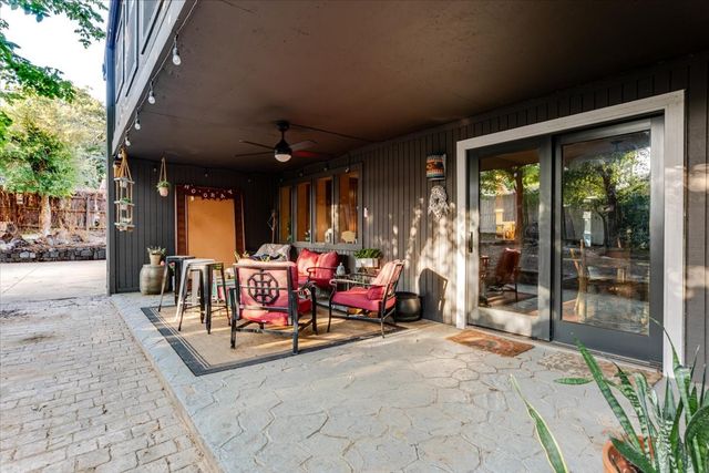 1459 Warrington Court, Fort Worth, TX 76112
