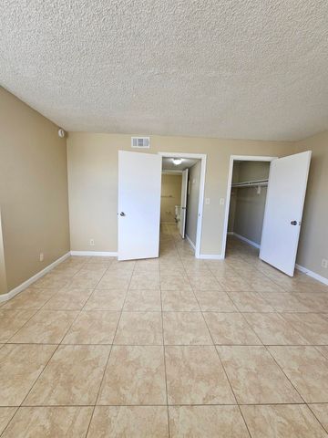 1850 N CONGRESS Avenue 302, West Palm Beach, FL 33401