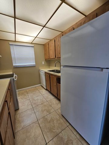 1850 N CONGRESS Avenue 302, West Palm Beach, FL 33401