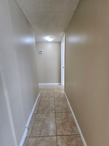 1850 N CONGRESS Avenue 302, West Palm Beach, FL 33401