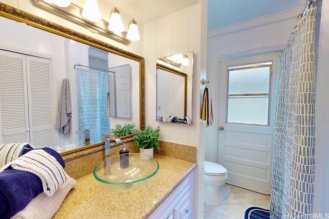 240 Puiwa Road, Honolulu, HI 96817