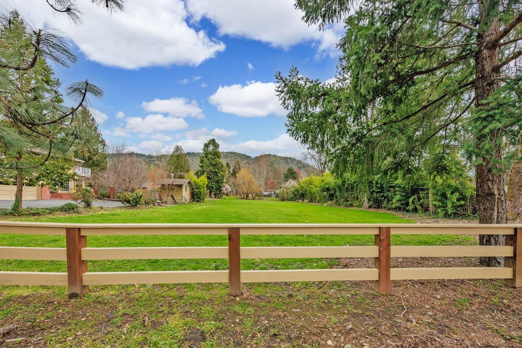 0 NE 9th Street, Grants Pass, OR 97526