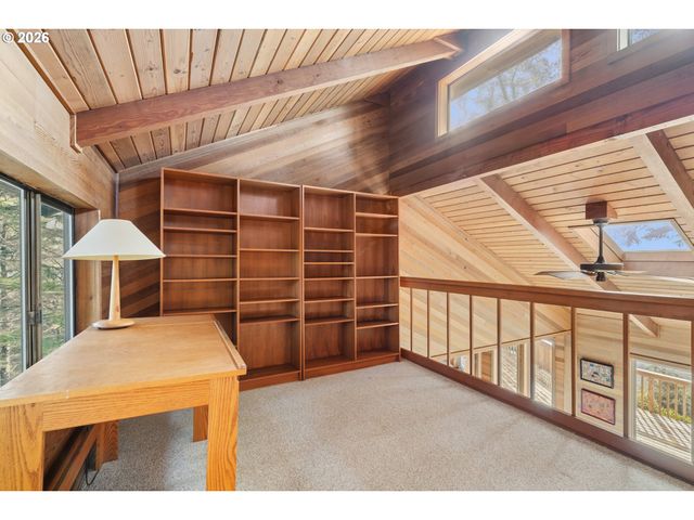 2430 CAPE MEARES Loop, Oceanside, OR 97134