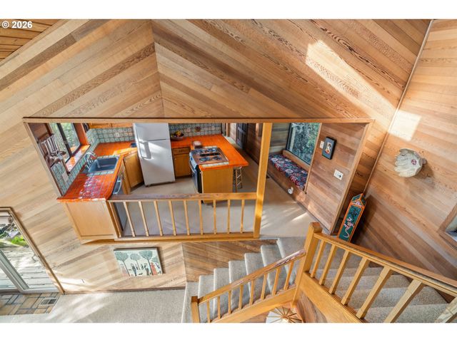 2430 CAPE MEARES Loop, Oceanside, OR 97134