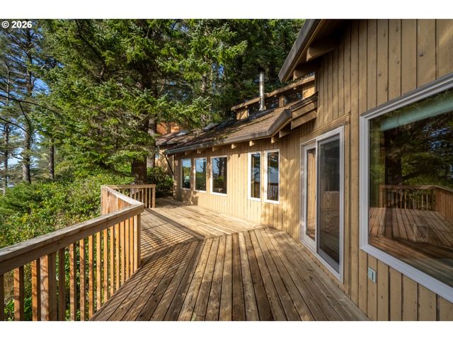 2430 CAPE MEARES Loop, Oceanside, OR 97134